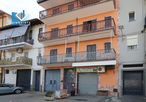 CASA SINGOLA 109MQ + GARAGE E PIANO DA COMPLETARE / VIA FILIPPO TURATI – PALAGONIA – Rif. SCHGSP2025